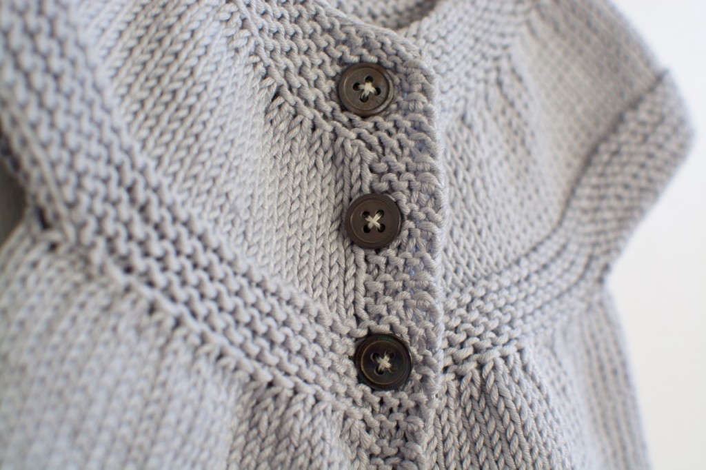 Petites broutilles robe tricot - 1